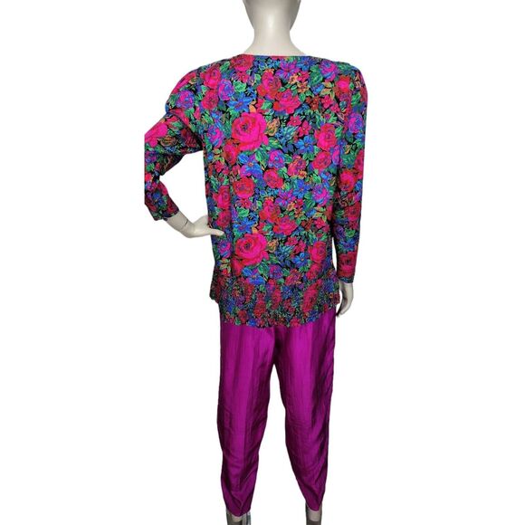 Saks Fifth Avenue Vintage 80s 100% Silk Floral High Shoulder Button-Down Blouse - Picture 10 of 11